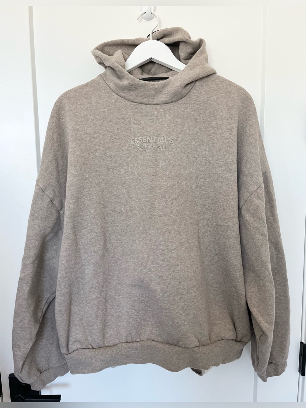 Fear of God Essentials Hoodie Men's Light Oatmeal Heather Pullover Sweatshirt L